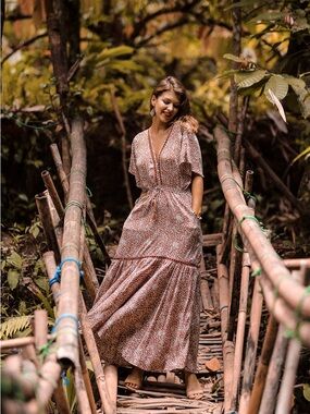 Tulle & Batiste Heather Maxi Dress Size Medium